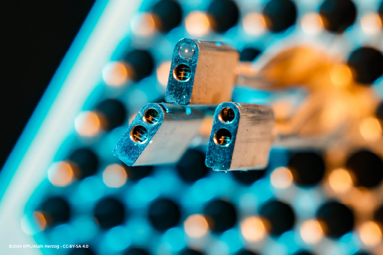 Module de positionneurs de fibre à haute densité